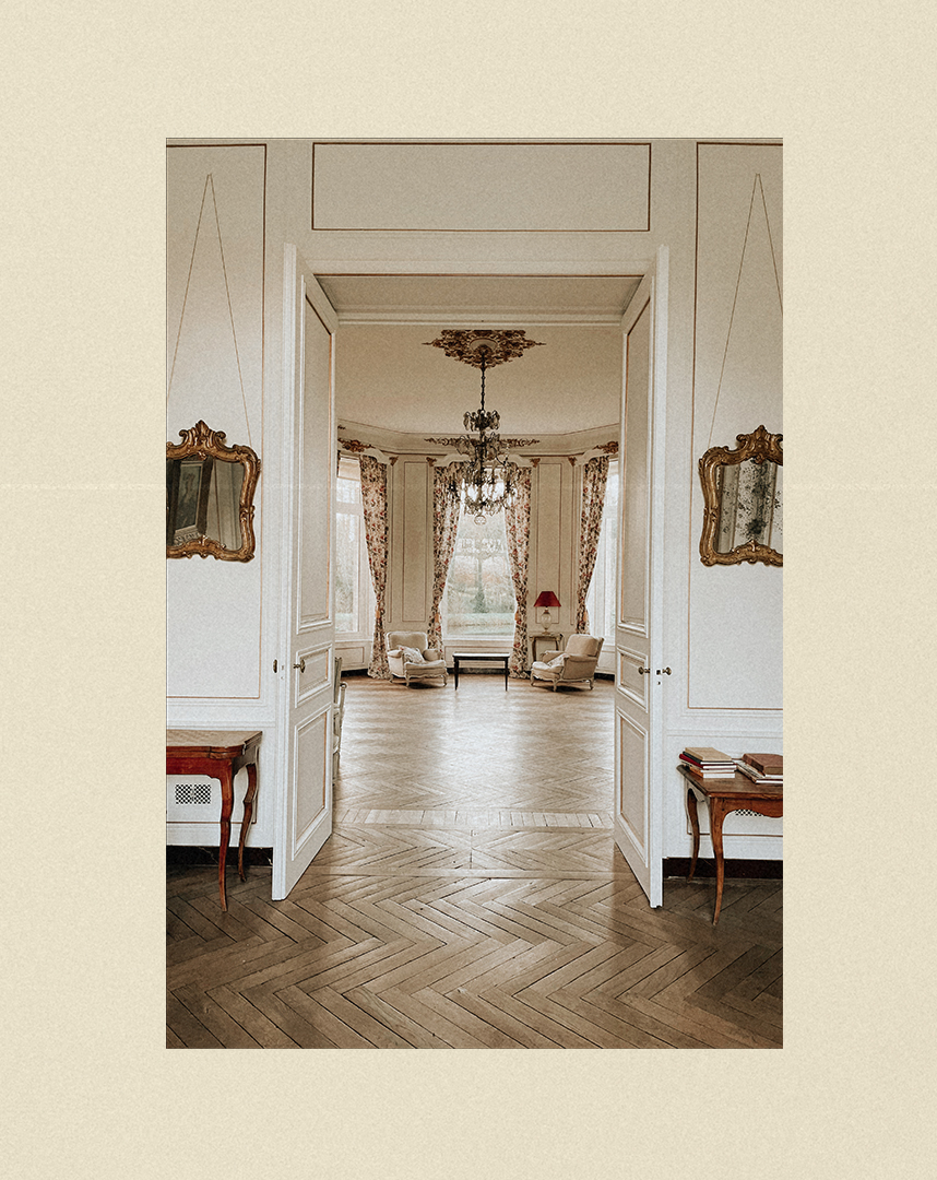 chateau-du-perron-salon-estampe-studio1